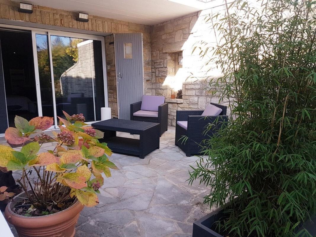 Ambition Zen Presles Hotel Presles  Exterior photo